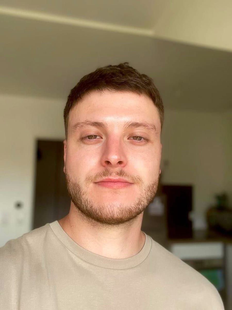 Kamal - Rencontre gay à Villiers Profil de Kamal, 27 ans, Rencontre gay à Villiers (Neuchâtel)