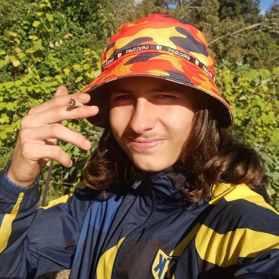 Umut - Rencontre gay à Le Landeron Profil de Umut, 23 ans, Rencontre gay à Le Landeron (Neuchâtel)