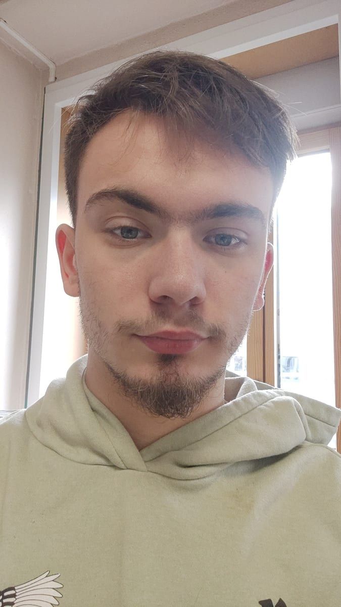 Profil de Killien, 22 ans, Rencontre gay à Buttes (Neuchâtel)