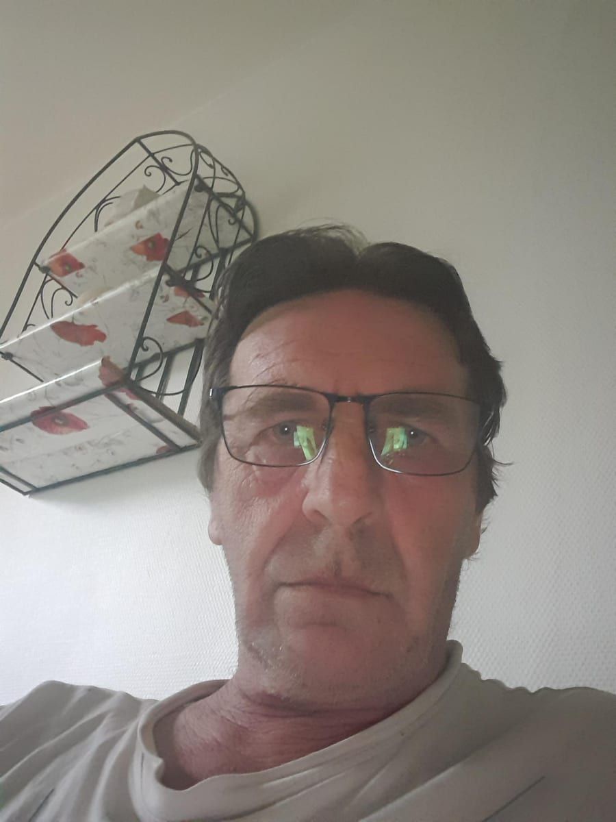 Profil de Cesare, 41 ans, Rencontre gay à Bôle (Neuchâtel)