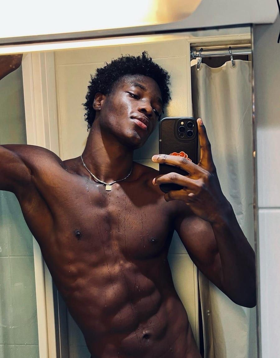 Profil de Kinsey, 38 ans, Rencontre gay à Les Verrières (Neuchâtel)