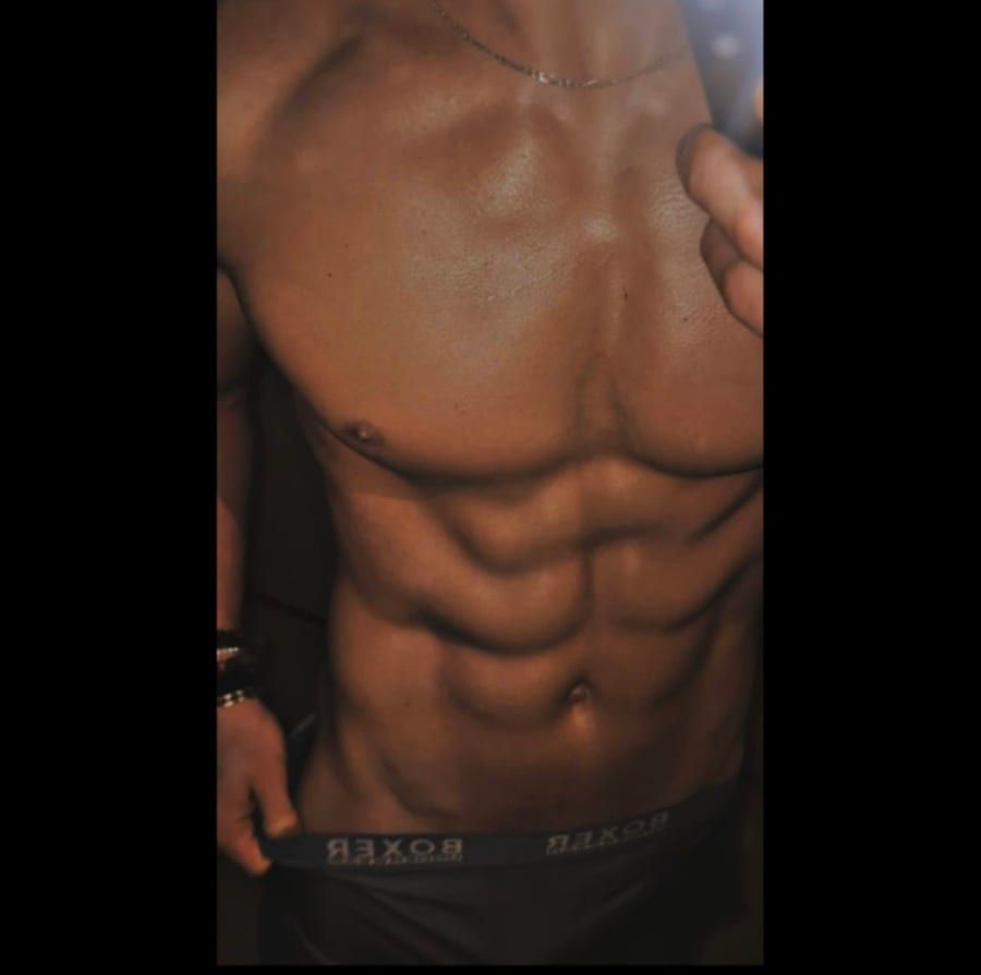 Profil de Michel-ange, 22 ans, Rencontre gay à Saules (Neuchâtel)