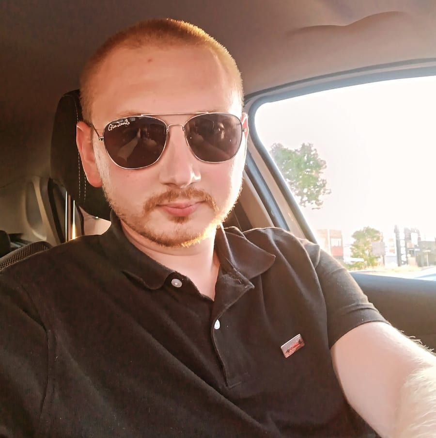 Pierre-lou - Rencontre gay à Areuse Profil de Pierre-lou, 38 ans, Rencontre gay à Areuse (Neuchâtel)