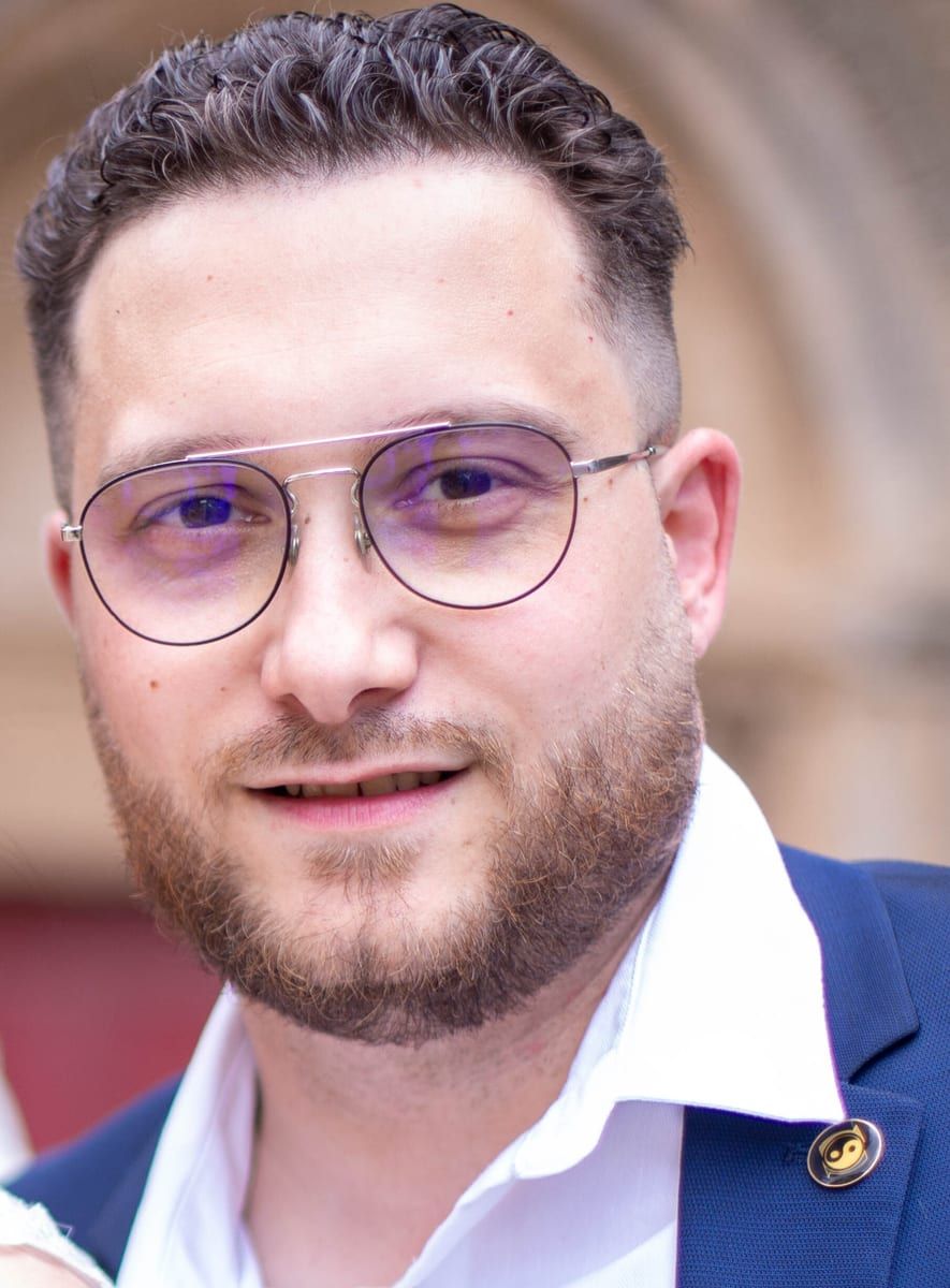 Profil de Abdel-hakim, 35 ans, Rencontre gay à Les Hauts-Geneveys (Neuchâtel)