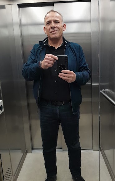 Marck - Rencontre gay à La Chaux-du-Milieu Profil de Marck, 26 ans, Rencontre gay à La Chaux-du-Milieu (Neuchâtel)