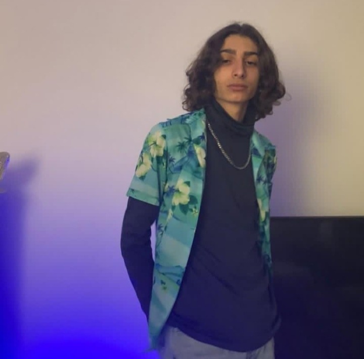 Profil de Avel, 26 ans, Rencontre gay à Chaumont (Neuchâtel)