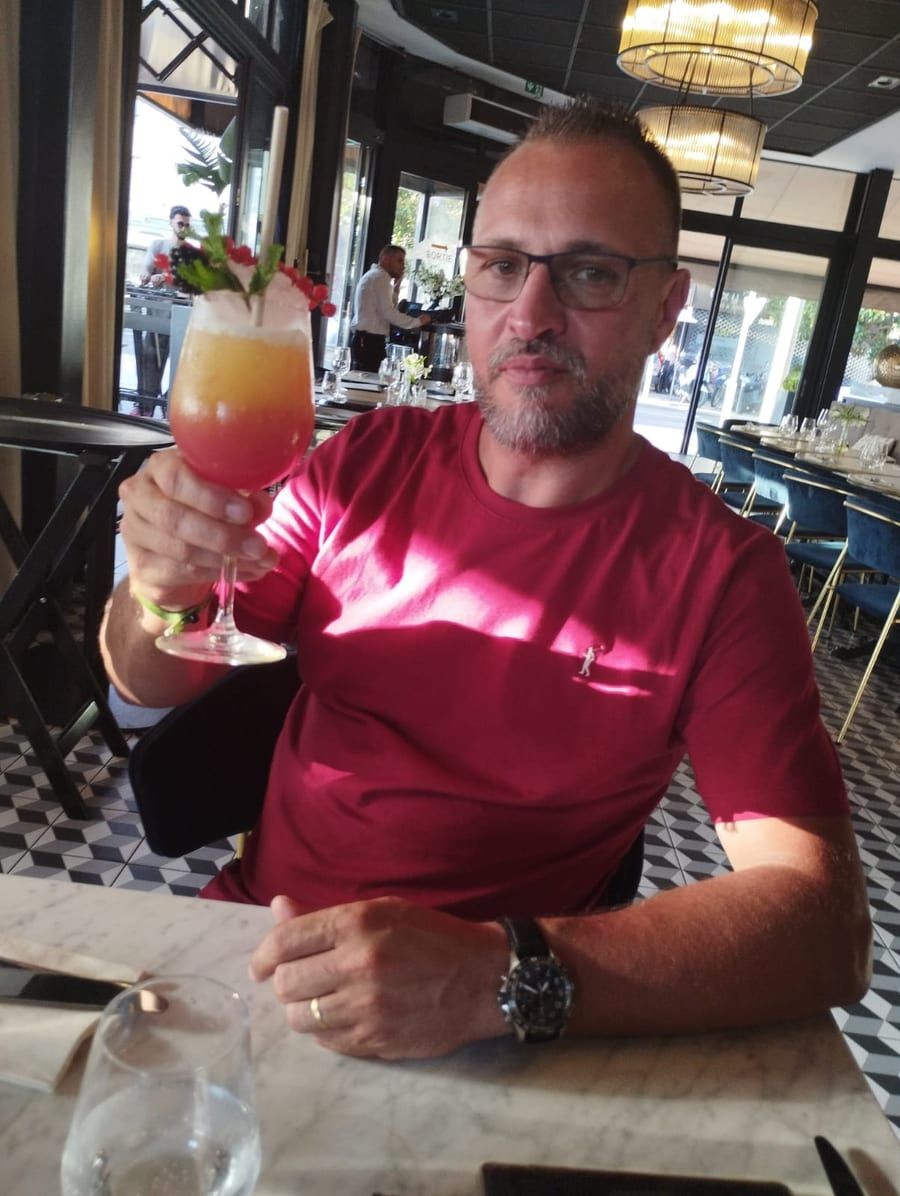 Profil de Jovani, 42 ans, Rencontre gay à Montezillon (Neuchâtel)