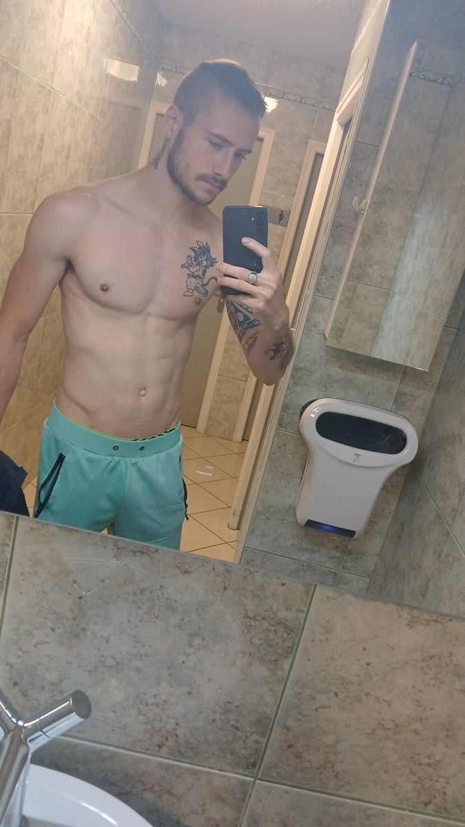 Profil de Samil, 30 ans, Rencontre gay à Montmollin (Neuchâtel)